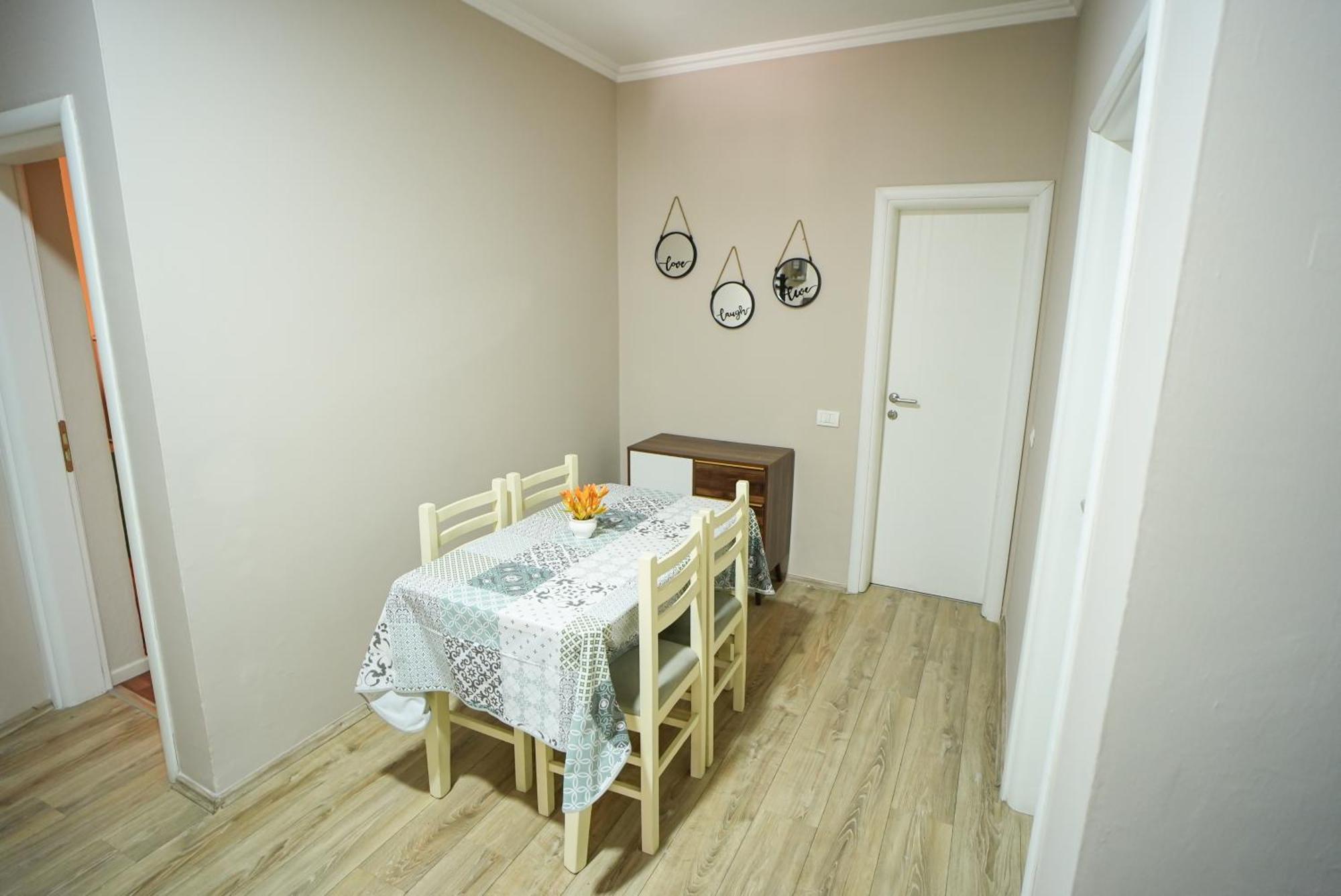 Grandpa House - App.3 Διαμέρισμα Τίρανα Εξωτερικό φωτογραφία